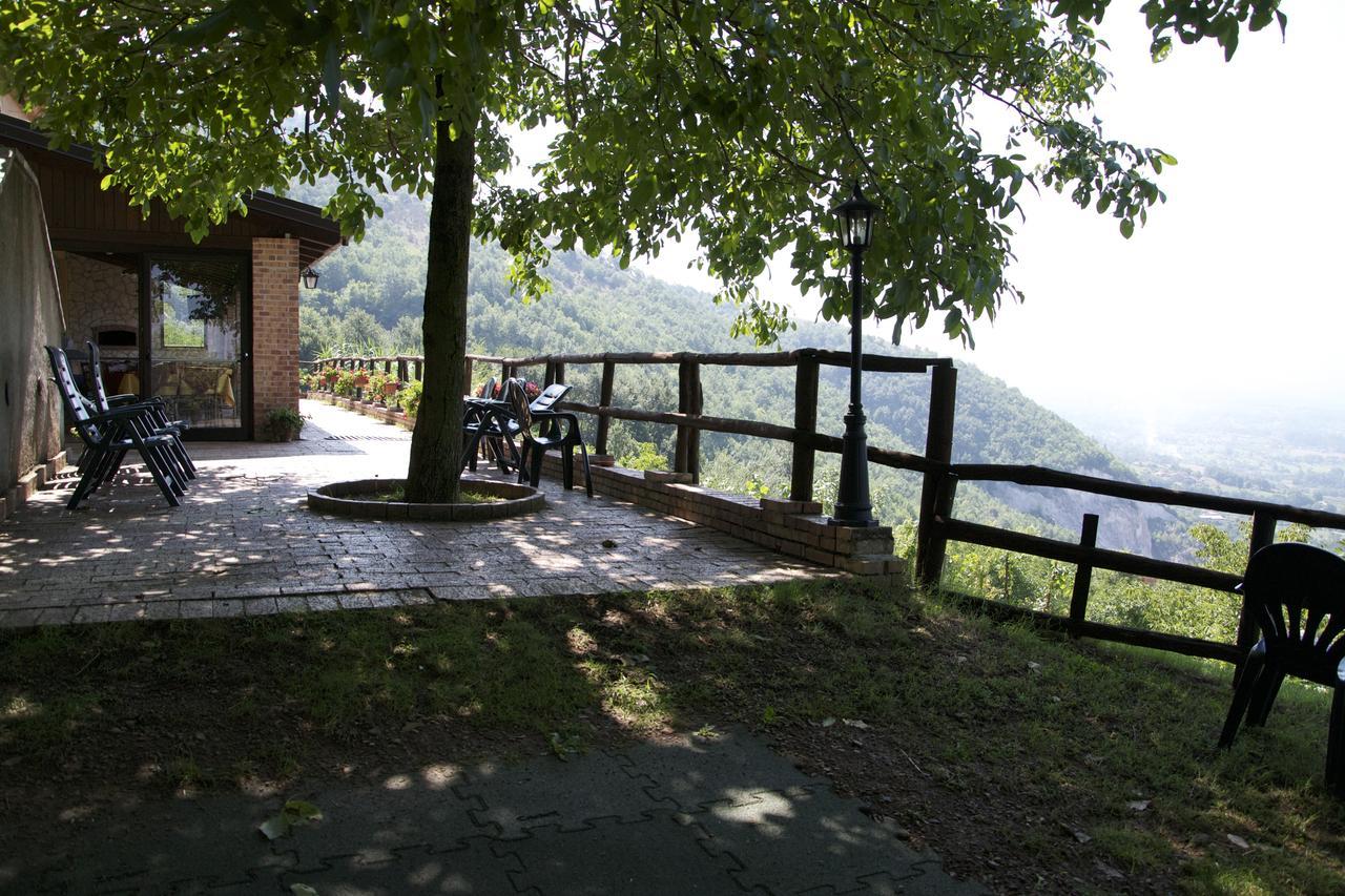 Fattoria Alvaneta Padula Exterior foto